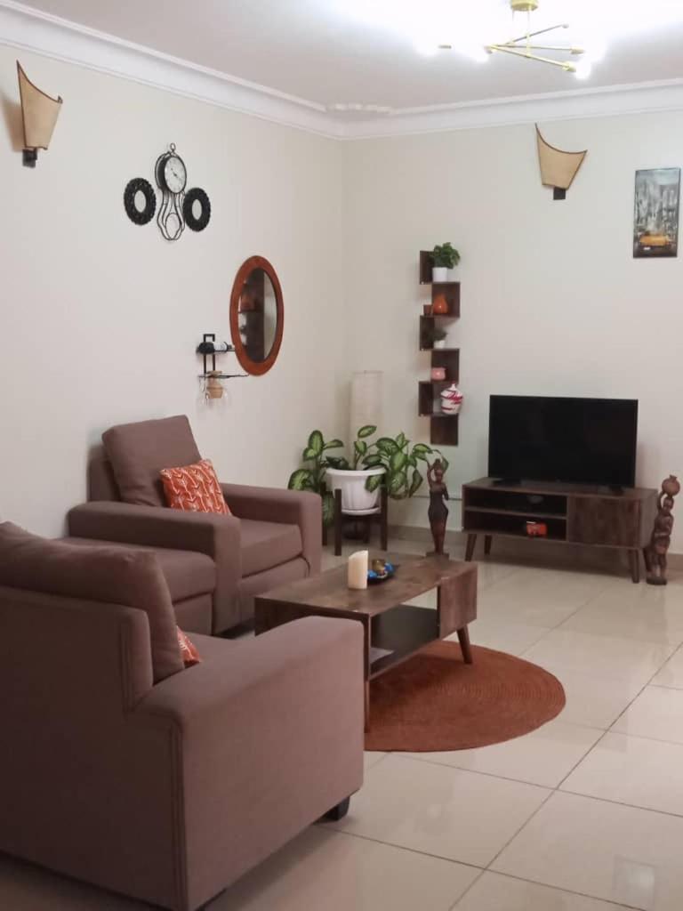 The Abode Apartments Lake View & Breakfast Suite Near Beach Энтеббе Экстерьер фото